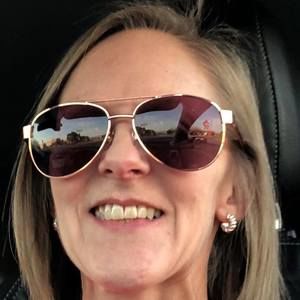 Meet your Posher, Cindy